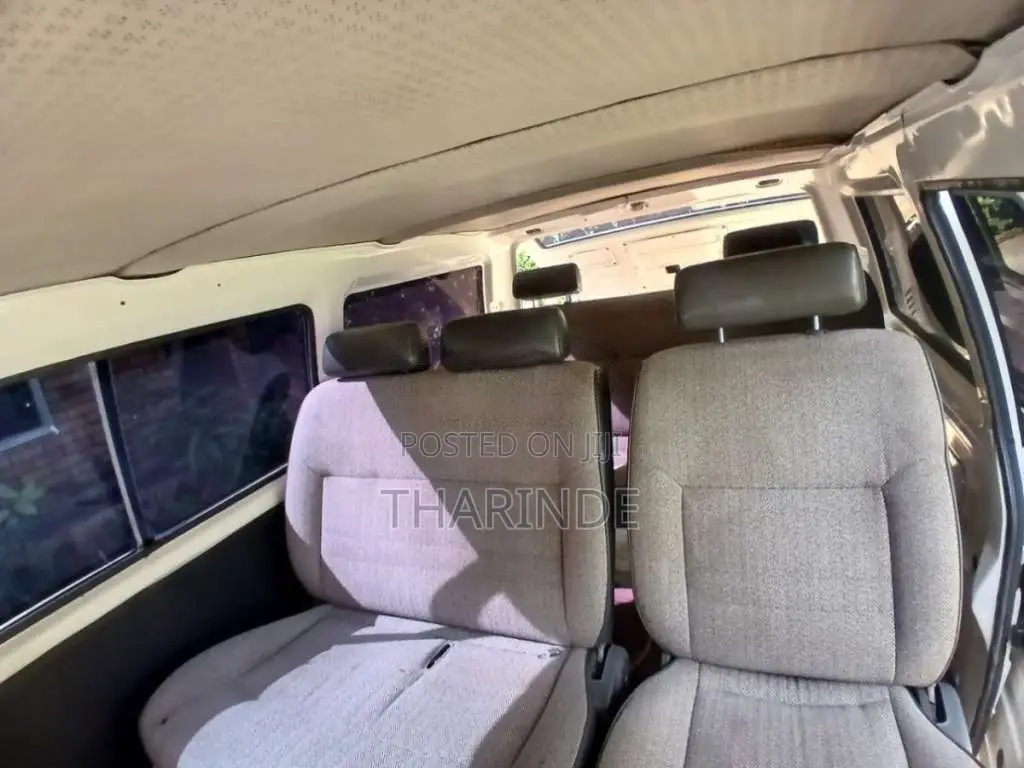 Mitsubishi L300 1989 Van (Used)