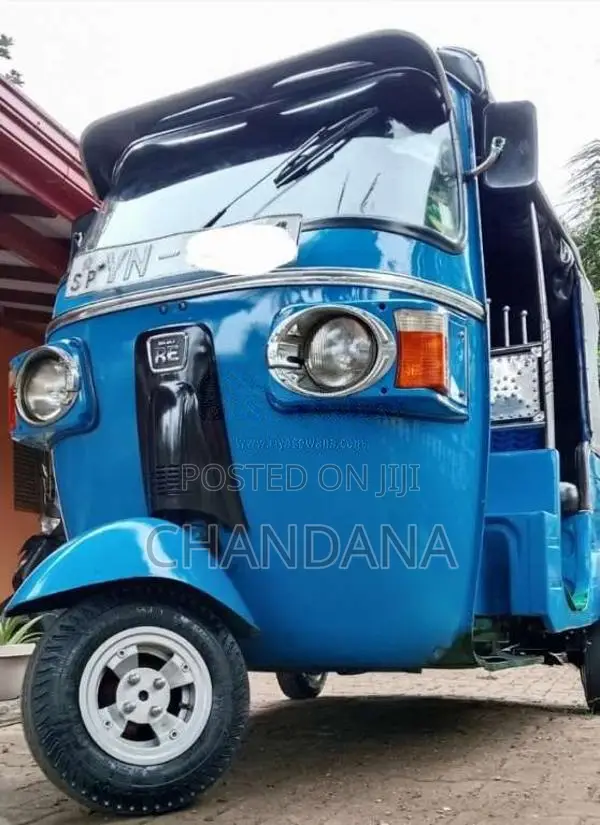 Bajaj 4 Stroke 2012 Three Wheel (Used)