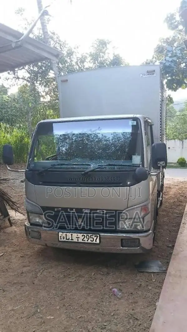 Mitsubishi Canter 2007 Lorry (Used)