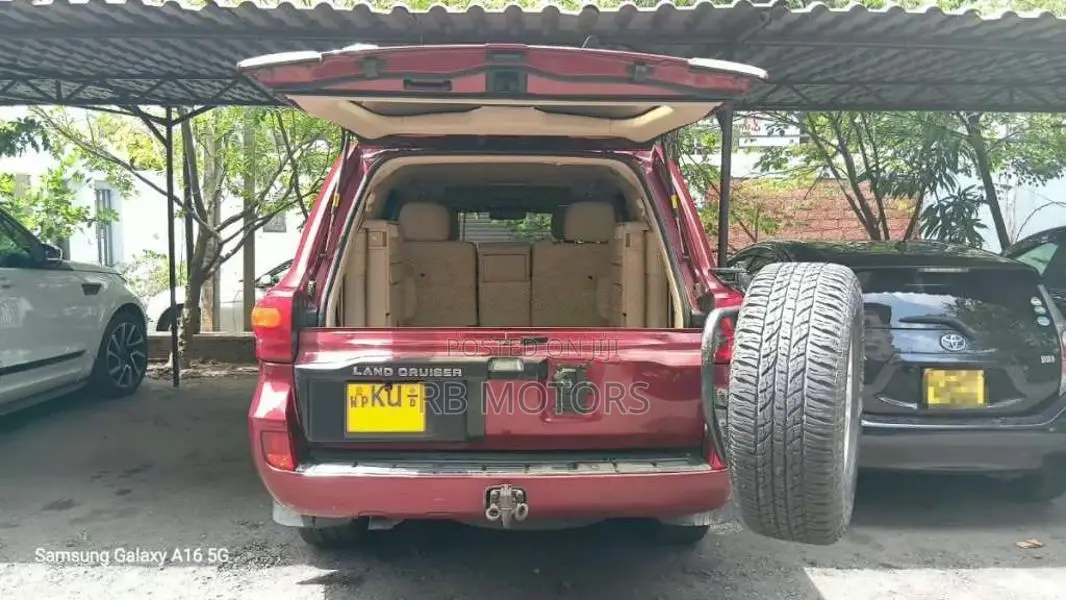 Toyota Land Cruiser V8 VX Parliament 2012 SUV (Used)
