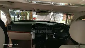 Toyota Land Cruiser V8 VX Parliament 2012 SUV (Used)