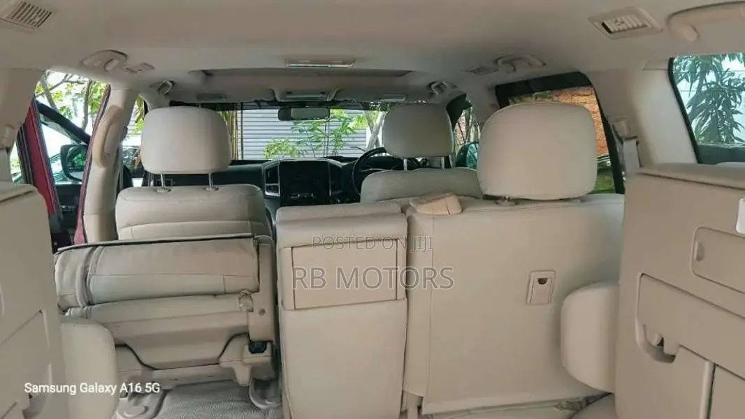 Toyota Land Cruiser V8 VX Parliament 2012 SUV (Used)