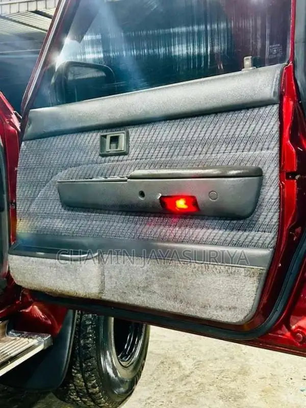 Toyota Hilux 107 1993 Pickup (Used)