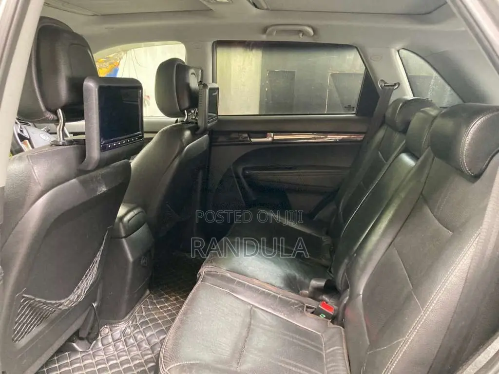 Kia Sorento 2012 SUV (Used)