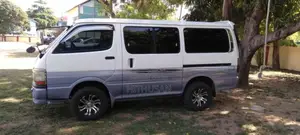 Toyota Dolphin 103 1994 Van (Used)