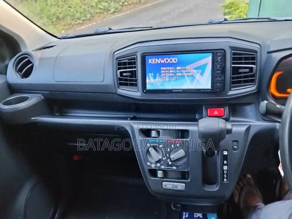 Daihatsu Mira 2017 Car (Used)