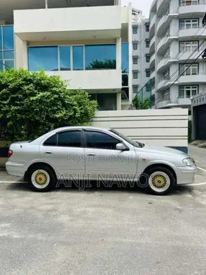 Nissan N16 2002 Car (Used)