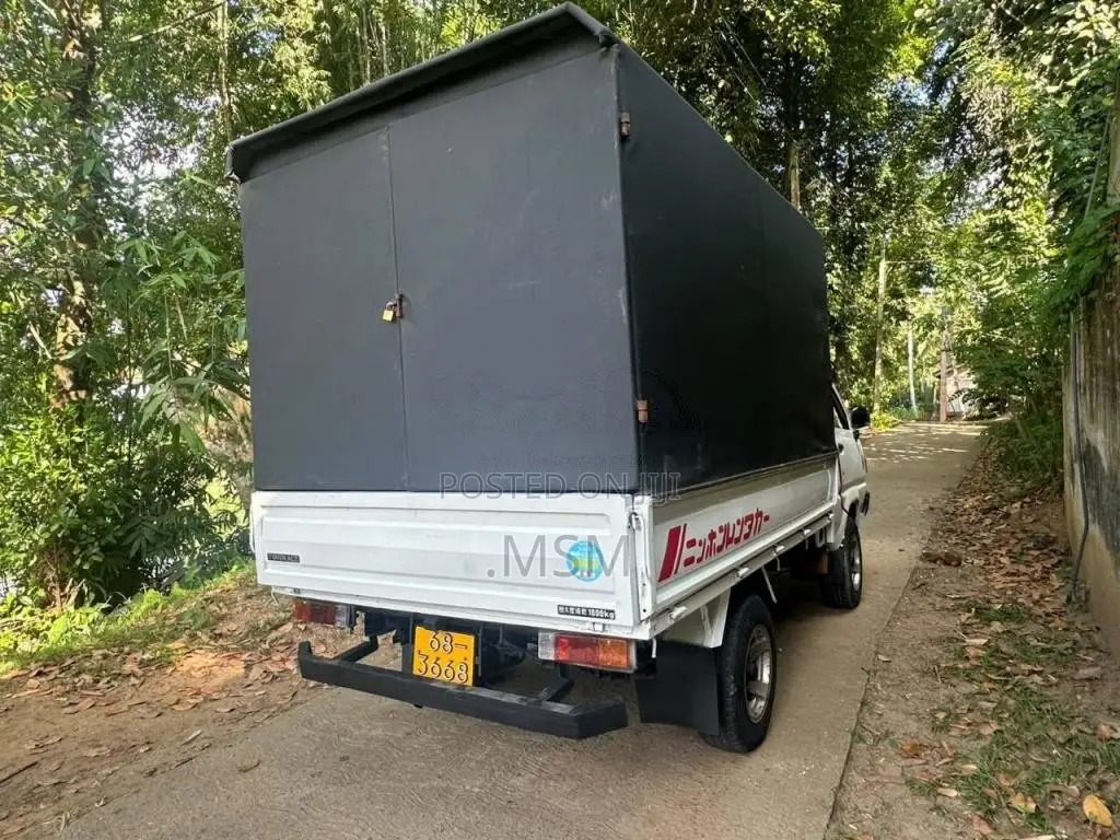Toyota LiteAce 1994 Lorry (Used)