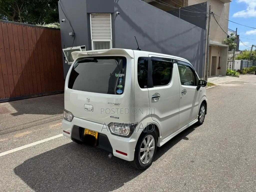 Suzuki Wagon R Stingray 2018 Car (Used)