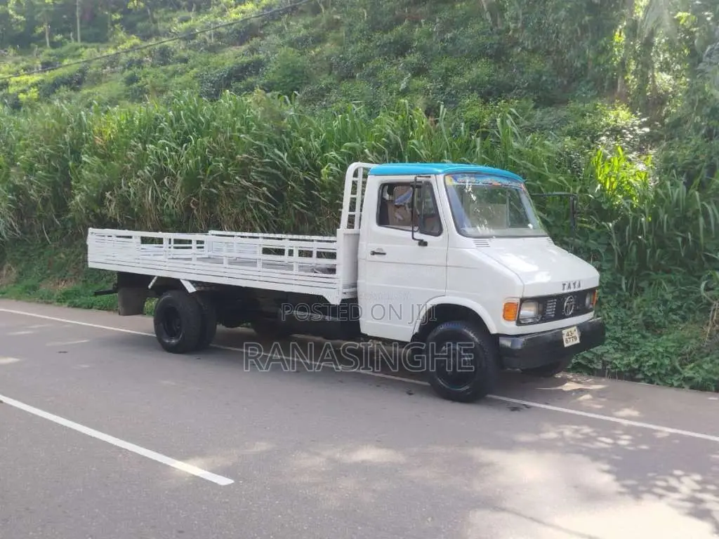 Tata 608 Six Cilinder 1993 Lorry (Used)