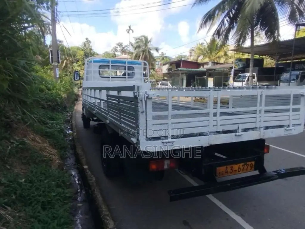 Tata 608 Six Cilinder 1993 Lorry (Used)