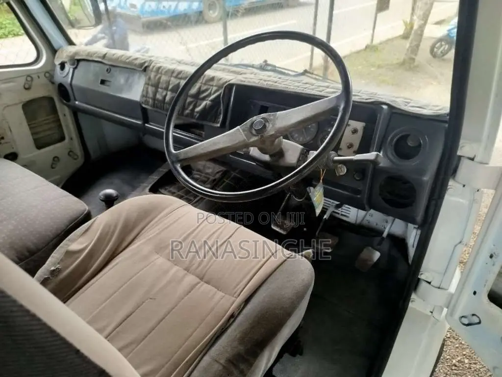 Tata 608 Six Cilinder 1993 Lorry (Used)