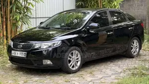 Kia Cerato 2010 Car (Used)