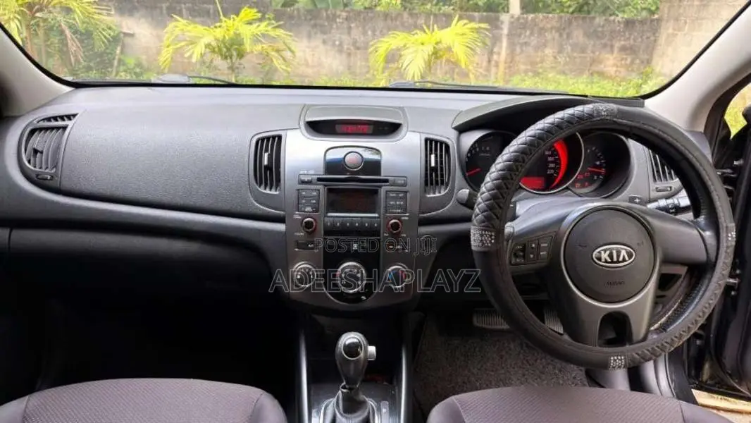 Kia Cerato 2010 Car (Used)