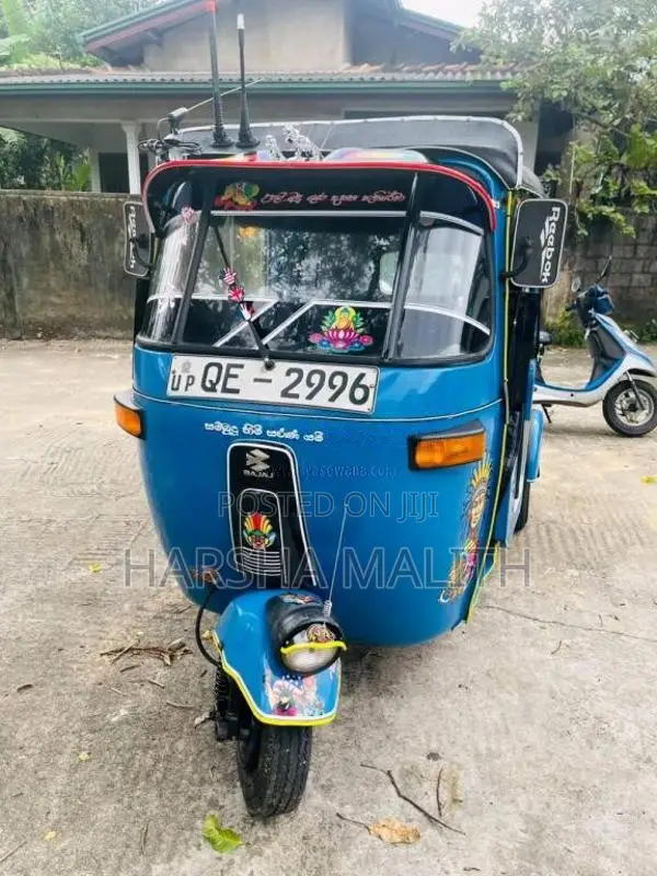 Bajaj 2 Stroke 2006 Three Wheel (Used)