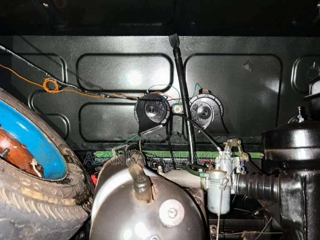 Bajaj RE 2 Stroke 1990 Three Wheel (Used)