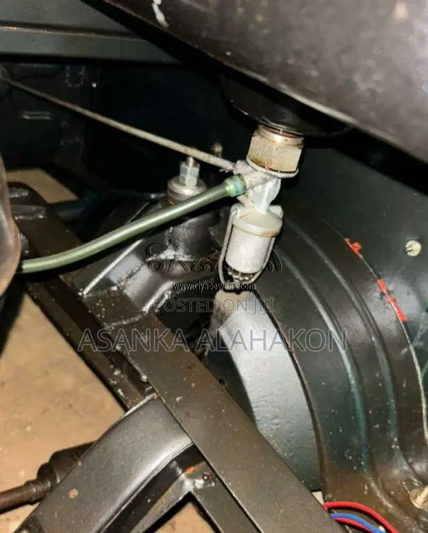 Bajaj RE 2 Stroke 1990 Three Wheel (Used)