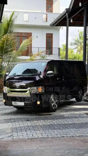 Toyota KDH 201 SGL DARK PRIME 2016 Van (Used)