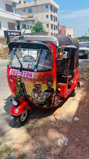 Bajaj RE 2 Stroke 1995 Three Wheel (Used)