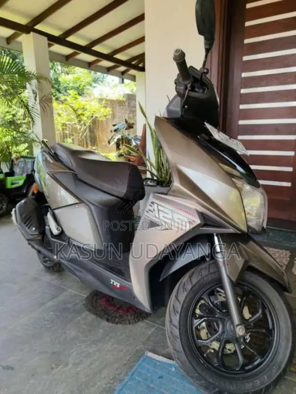 TVS Ntorq 2024 Motorbike (Used)