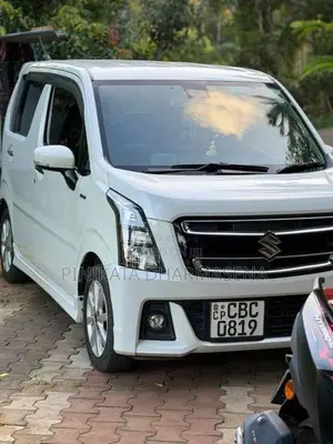 Suzuki Wagon R Stingray 2017 Car (Used)