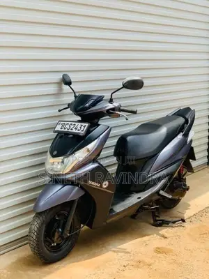 Yamaha Ray Z 2015 Motorbike (Used)