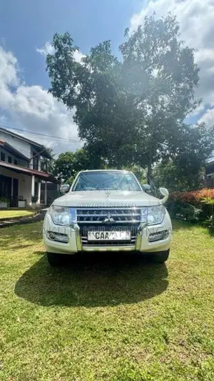 Mitsubishi Montero 2013 SUV (Used)