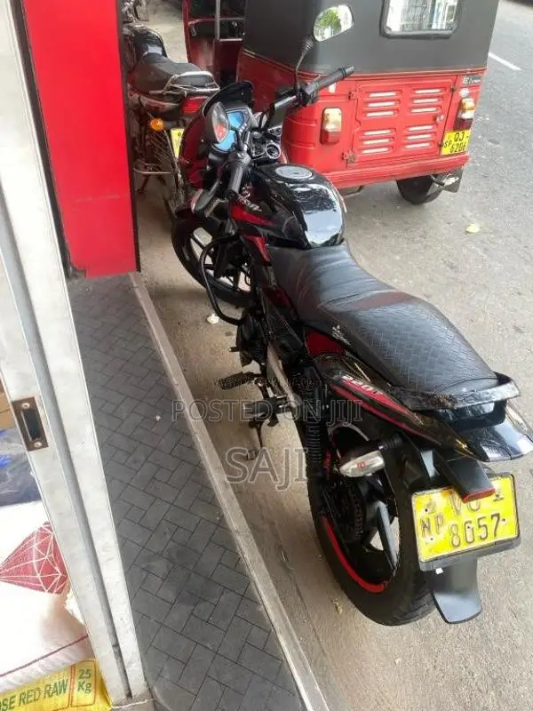 Bajaj Pulsar 2010 Motorbike (Used)