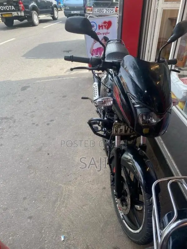 Bajaj Pulsar 2010 Motorbike (Used)