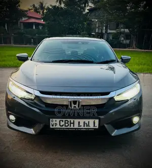 Honda Civic Sedan Techpack 2019 Car (Used)