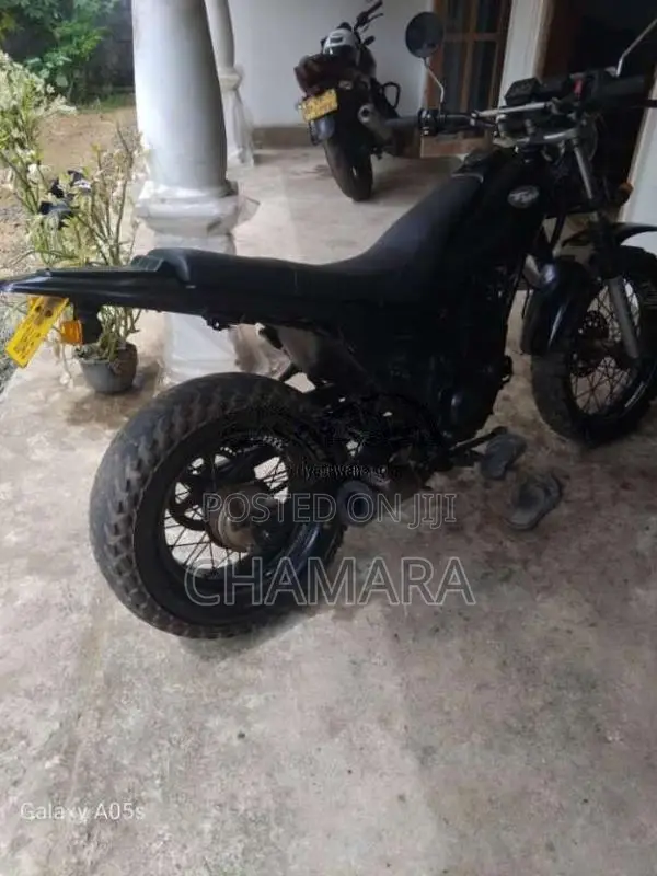 Yamaha TW 200 2012 Motorbike (Used)