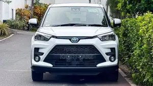 Toyota Raize 1 2L Z Hybrid 2025 SUV Unregistered (Recondition)