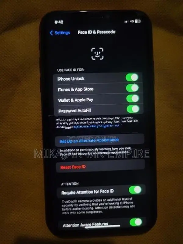 Apple iPhone XR (Used)