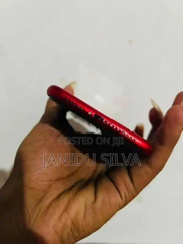 Apple iPhone 11 (Used)