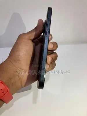 Apple iPhone 15 (Used)