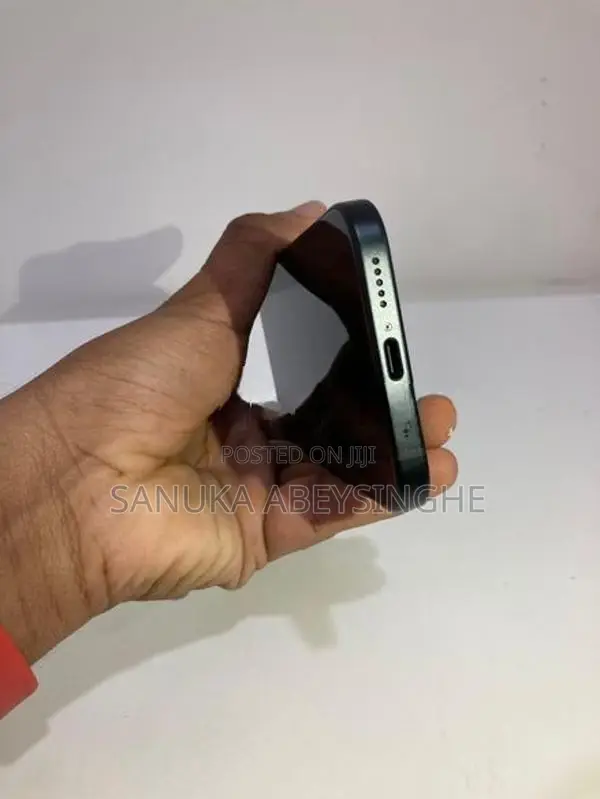 Apple iPhone 15 (Used)