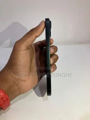 Apple iPhone 15 (Used)