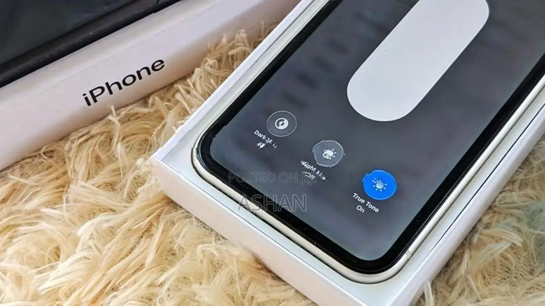 Apple iPhone 11 128GB (Used)