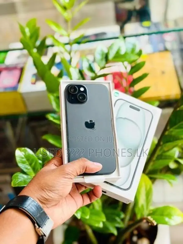 Apple iPhone 15 128GB (Used)