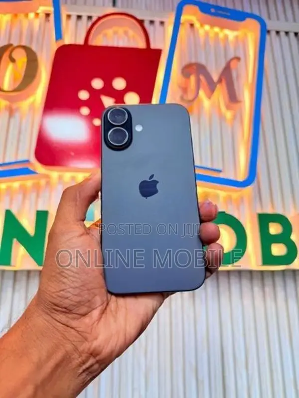 Apple iPhone 16 (Used)