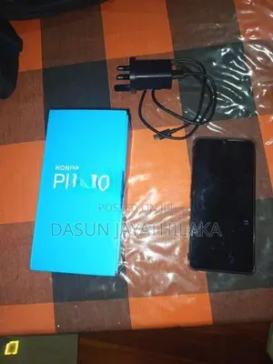 Honor Play 10 (Used)