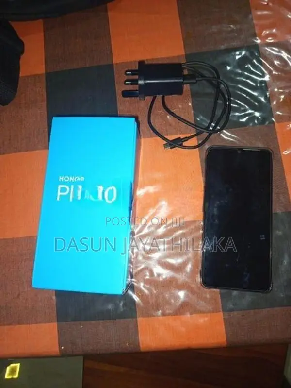 Honor Play 10 (Used)