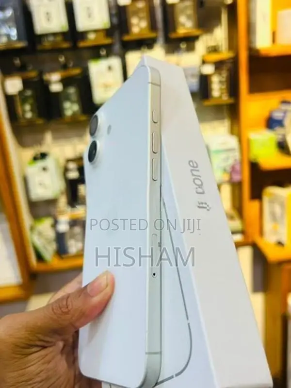 Apple iPhone 16 Plus 128GB (Used)