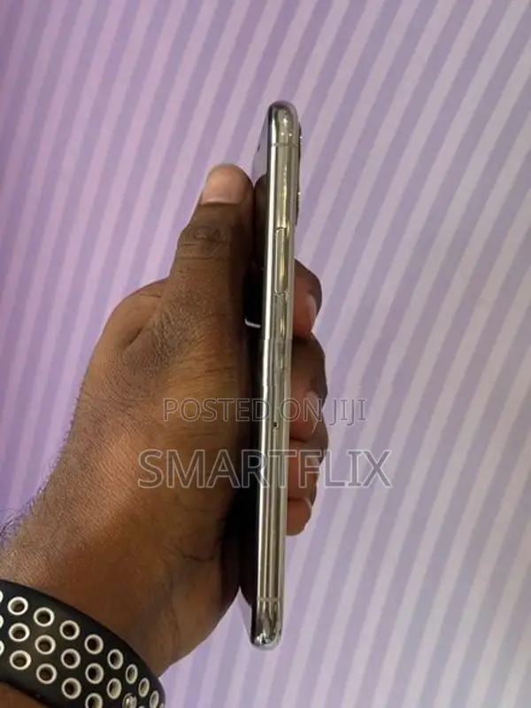 Apple iPhone 11 Pro (Used)