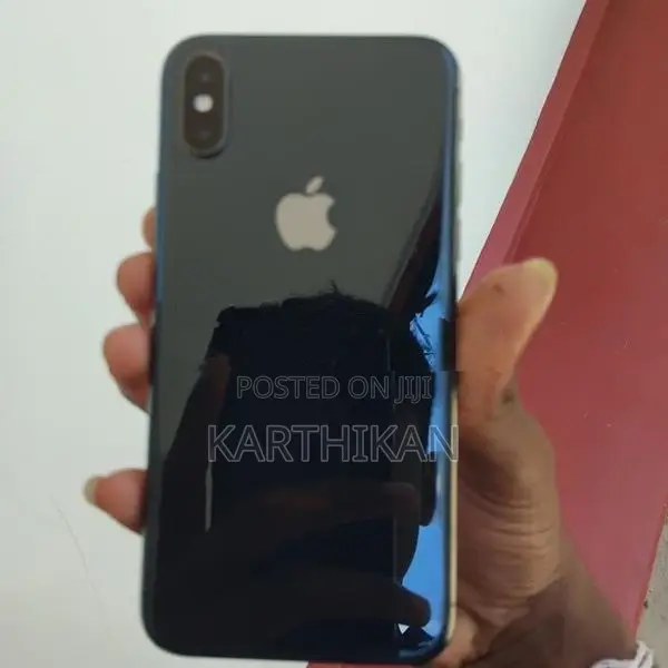 Apple iPhone X Black (Used)