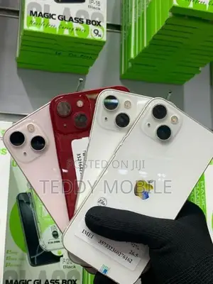 Apple iPhone 13 256GB (Used)
