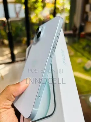 Apple iPhone 15 128GB (Used)