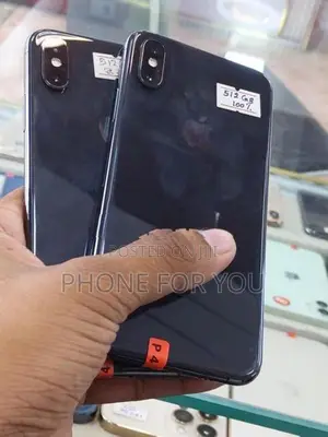 Apple iPhone XS (Used)