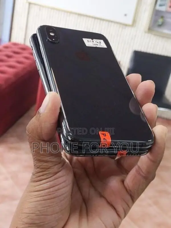 Apple iPhone XS (Used)