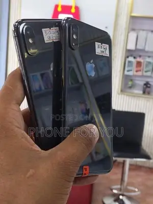 Apple iPhone XS (Used)